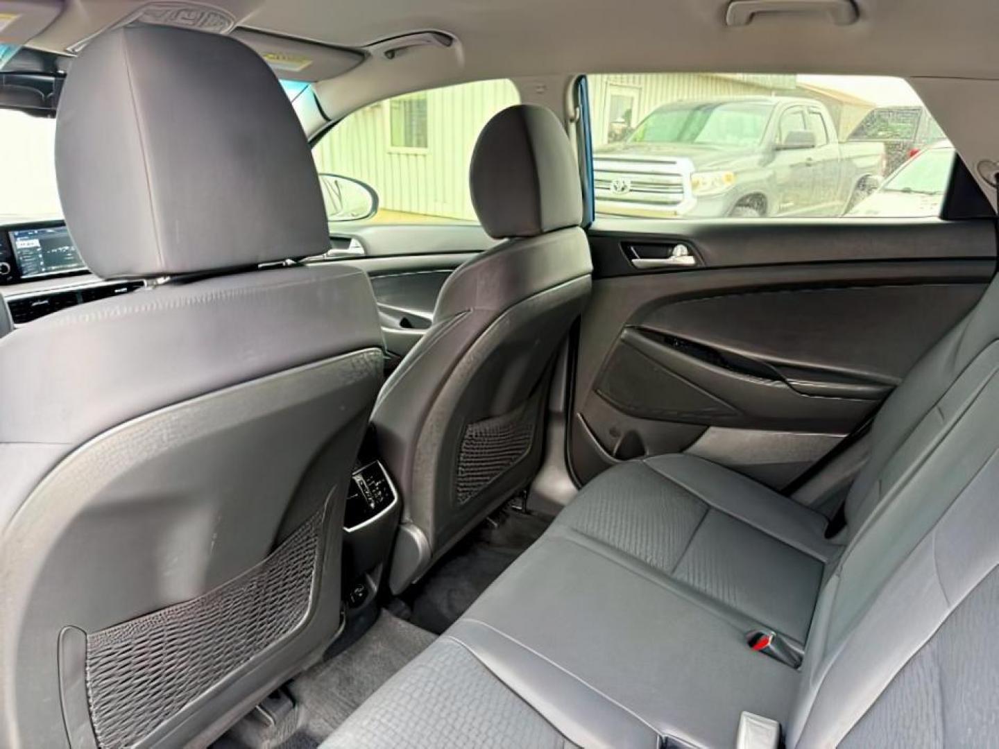 2019 BLUE /Black Hyundai Tucson (KM8J3CAL8KU) with an Theta 24L I-4 gasoline direct injection engine, Automatic transmission, located at 1175 N Woodruff Ave, Idaho Falls, ID, 83401, 43.506901, -111.999657 - At Timberline Auto, finding a great deal on your next vehicle is always easy! Our experienced sales staff's goal is to help find you the right vehicle at the right price! Our knowledgeable finance department has options for almost any credit score. We offer extended service contract options to prote - Photo#27