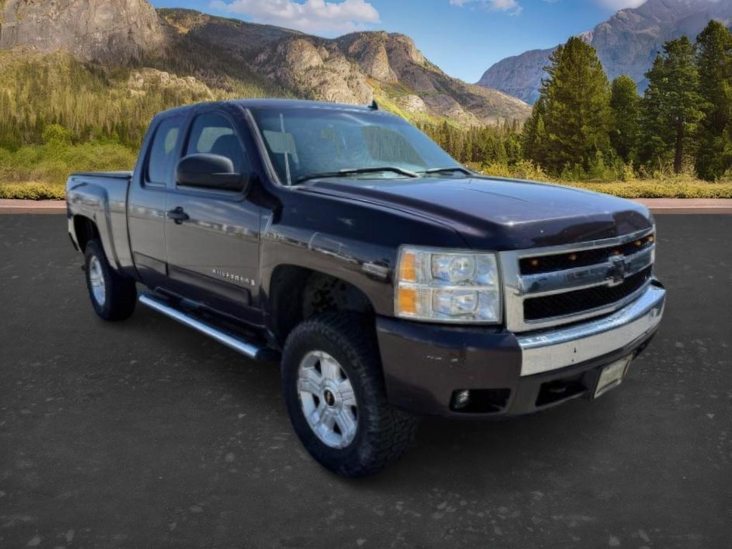 2008 Dark Cherry Metallic /Ebony Chevrolet Silverado 1500 (2GCEK19J181) with an Vortec 53L V-8 regular unleaded engine, Automatic transmission, located at 1175 N Woodruff Ave, Idaho Falls, ID, 83401, 43.506901, -111.999657 - At Timberline Auto, finding a great deal on your next vehicle is always easy! Our experienced sales staff's goal is to help find you the right vehicle at the right price! Our knowledgeable finance department has options for almost any credit score. We offer extended service contract options to prote - Photo#6