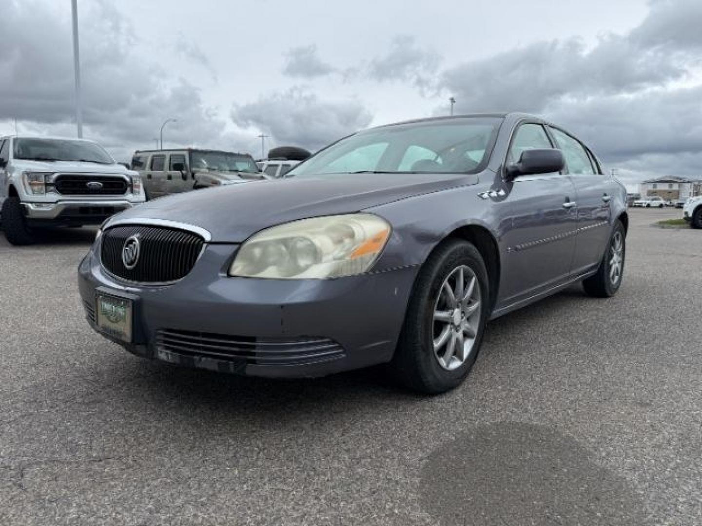 2007 GRAY /Titanium Buick Lucerne (1G4HD57257U) with an 38L V-6 regular unleaded engine, Automatic transmission, located at 1175 N Woodruff Ave, Idaho Falls, ID, 83401, 43.506901, -111.999657 - At Timberline Auto, finding a great deal on your next vehicle is always easy! Our experienced sales staff's goal is to help find you the right vehicle at the right price! Our knowledgeable finance department has options for almost any credit score. We offer extended service contract options to prote - Photo#20