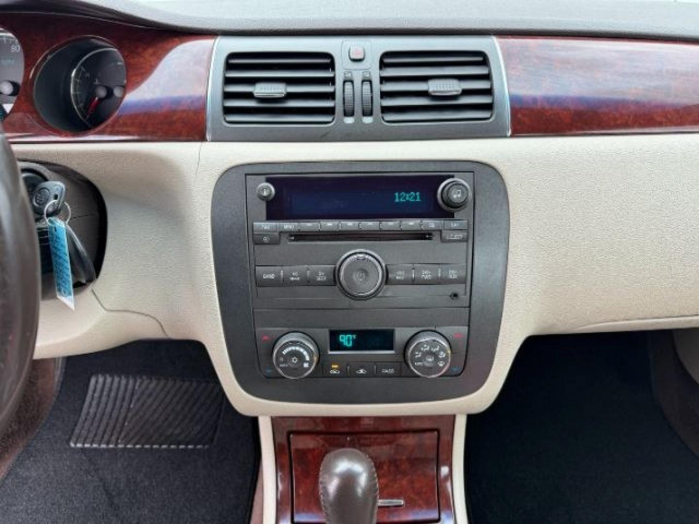 2007 GRAY /Titanium Buick Lucerne (1G4HD57257U) with an 38L V-6 regular unleaded engine, Automatic transmission, located at 1175 N Woodruff Ave, Idaho Falls, ID, 83401, 43.506901, -111.999657 - At Timberline Auto, finding a great deal on your next vehicle is always easy! Our experienced sales staff's goal is to help find you the right vehicle at the right price! Our knowledgeable finance department has options for almost any credit score. We offer extended service contract options to prote - Photo#33
