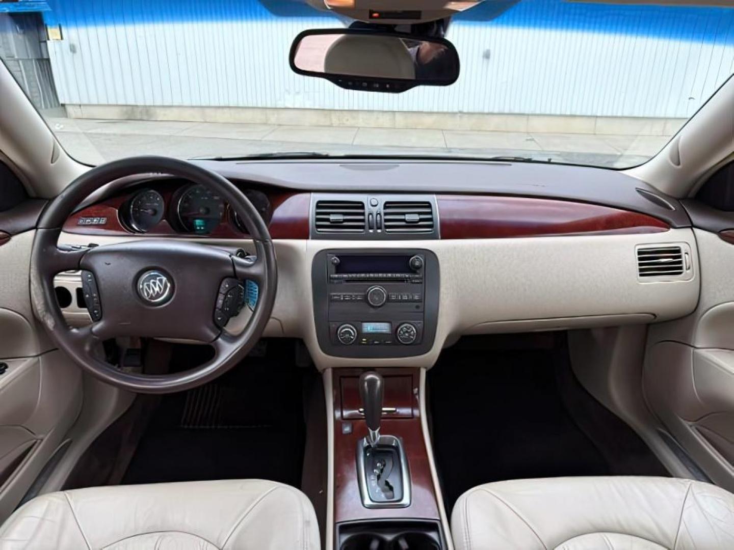 2007 GRAY /Titanium Buick Lucerne (1G4HD57257U) with an 38L V-6 regular unleaded engine, Automatic transmission, located at 1175 N Woodruff Ave, Idaho Falls, ID, 83401, 43.506901, -111.999657 - At Timberline Auto, finding a great deal on your next vehicle is always easy! Our experienced sales staff's goal is to help find you the right vehicle at the right price! Our knowledgeable finance department has options for almost any credit score. We offer extended service contract options to prote - Photo#17