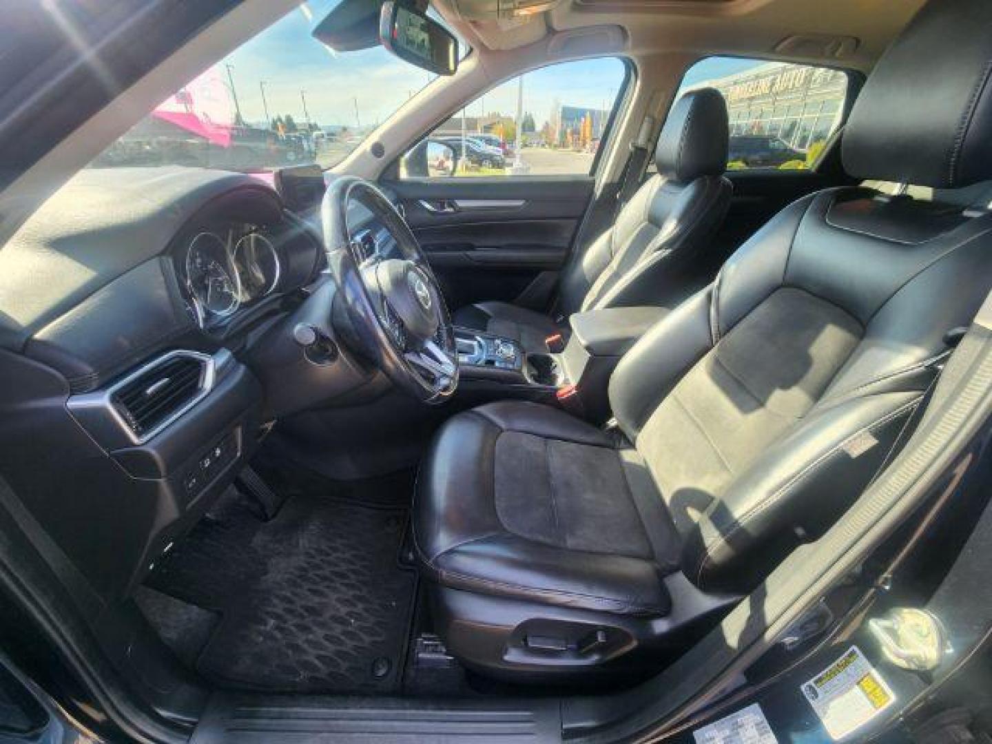 2018 BLUE /LEATHER Mazda CX-5 (JM3KFBCMXJ0) with an 25L I4 engine, Automatic transmission, located at 1175 N Woodruff Ave, Idaho Falls, ID, 83401, 43.506901, -111.999657 - At Timberline Auto, finding a great deal on your next vehicle is always easy! Our experienced sales staff's goal is to help find you the right vehicle at the right price! Our knowledgeable finance department has options for almost any credit score. We offer extended service contract options to prote - Photo#37