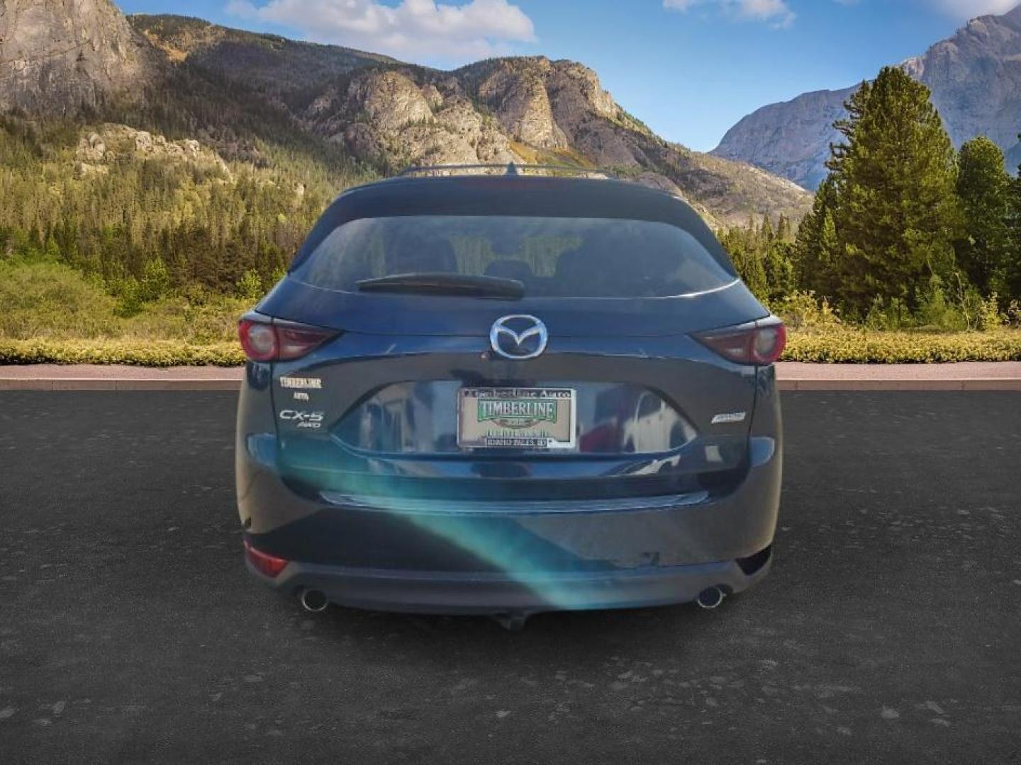 2018 BLUE /LEATHER Mazda CX-5 (JM3KFBCMXJ0) with an 25L I4 engine, Automatic transmission, located at 1175 N Woodruff Ave, Idaho Falls, ID, 83401, 43.506901, -111.999657 - At Timberline Auto, finding a great deal on your next vehicle is always easy! Our experienced sales staff's goal is to help find you the right vehicle at the right price! Our knowledgeable finance department has options for almost any credit score. We offer extended service contract options to prote - Photo#4