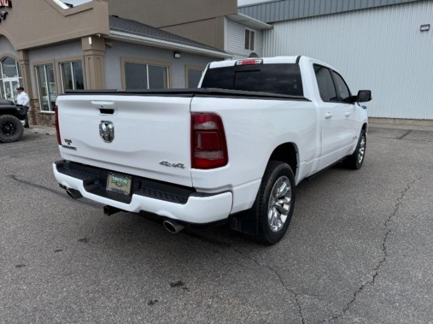 2023 WHITE /Black Ram 1500 (1C6SRFRT0PN) with an HEMI 57L V-8 variable valve control engine, Automatic transmission, located at 1175 N Woodruff Ave, Idaho Falls, ID, 83401, 43.506901, -111.999657 - At Timberline Auto, finding a great deal on your next vehicle is always easy! Our experienced sales staff's goal is to help find you the right vehicle at the right price! Our knowledgeable finance department has options for almost any credit score. We offer extended service contract options to prote - Photo#39