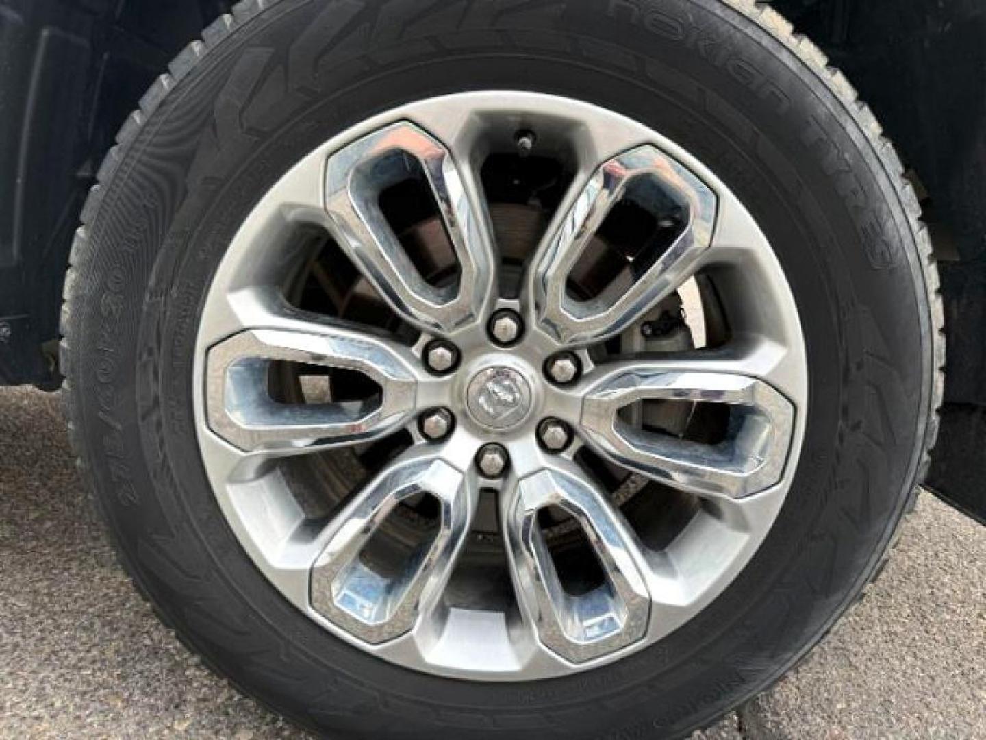 2023 WHITE /Black Ram 1500 (1C6SRFRT0PN) with an HEMI 57L V-8 variable valve control engine, Automatic transmission, located at 1175 N Woodruff Ave, Idaho Falls, ID, 83401, 43.506901, -111.999657 - At Timberline Auto, finding a great deal on your next vehicle is always easy! Our experienced sales staff's goal is to help find you the right vehicle at the right price! Our knowledgeable finance department has options for almost any credit score. We offer extended service contract options to prote - Photo#10