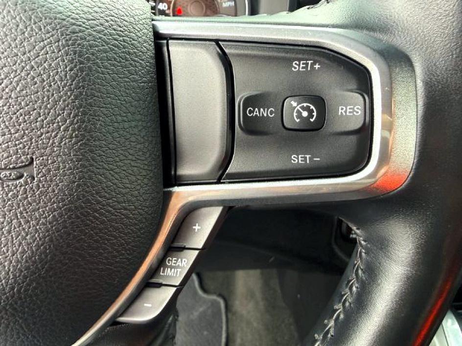2023 WHITE /Black Ram 1500 Laramie Crew Cab 4x4 6'4 Box (1C6SRFRT0PN) with an HEMI 5.7L V-8 variable valve control engine, AUTOMATIC transmission, located at 1235 N Woodruff Ave., Idaho Falls, 83401, (208) 523-1053, 43.507172, -112.000488 - At Timberline Auto, finding a great deal on your next vehicle is always easy! Our experienced sales staff goal is to help find you the right vehicle at the right price! Our knowledgeable finance department has options for almost any credit score. We offer extended service contract options to prot- Photo#21