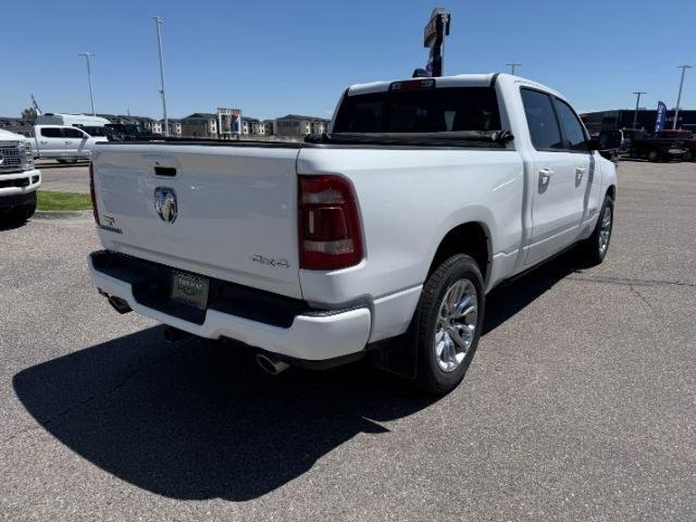 2023 WHITE /Black Ram 1500 Laramie Crew Cab 4x4 6'4 Box (1C6SRFRT0PN) with an HEMI 5.7L V-8 variable valve control engine, AUTOMATIC transmission, located at 1235 N Woodruff Ave., Idaho Falls, 83401, (208) 523-1053, 43.507172, -112.000488 - At Timberline Auto, finding a great deal on your next vehicle is always easy! Our experienced sales staff goal is to help find you the right vehicle at the right price! Our knowledgeable finance department has options for almost any credit score. We offer extended service contract options to prot- Photo#39