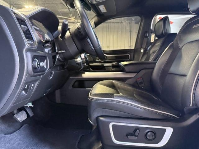 2023 WHITE /Black Ram 1500 Laramie Crew Cab 4x4 6'4 Box (1C6SRFRT0PN) with an HEMI 5.7L V-8 variable valve control engine, AUTOMATIC transmission, located at 1235 N Woodruff Ave., Idaho Falls, 83401, (208) 523-1053, 43.507172, -112.000488 - At Timberline Auto, finding a great deal on your next vehicle is always easy! Our experienced sales staff goal is to help find you the right vehicle at the right price! Our knowledgeable finance department has options for almost any credit score. We offer extended service contract options to prot- Photo#46