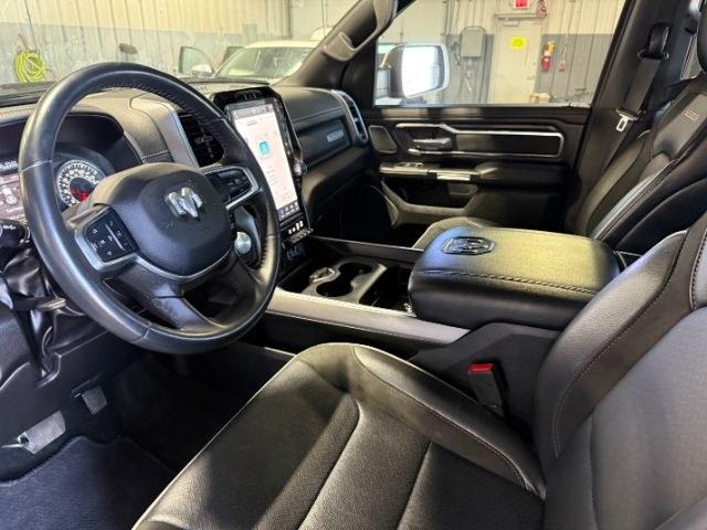 2023 WHITE /Black Ram 1500 Laramie Crew Cab 4x4 6'4 Box (1C6SRFRT0PN) with an HEMI 5.7L V-8 variable valve control engine, AUTOMATIC transmission, located at 1235 N Woodruff Ave., Idaho Falls, 83401, (208) 523-1053, 43.507172, -112.000488 - At Timberline Auto, finding a great deal on your next vehicle is always easy! Our experienced sales staff goal is to help find you the right vehicle at the right price! Our knowledgeable finance department has options for almost any credit score. We offer extended service contract options to prot- Photo#47