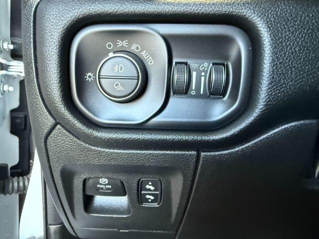 2023 WHITE /Black Ram 1500 Laramie Crew Cab 4x4 6'4 Box (1C6SRFRT0PN) with an HEMI 5.7L V-8 variable valve control engine, AUTOMATIC transmission, located at 1235 N Woodruff Ave., Idaho Falls, 83401, (208) 523-1053, 43.507172, -112.000488 - At Timberline Auto, finding a great deal on your next vehicle is always easy! Our experienced sales staff goal is to help find you the right vehicle at the right price! Our knowledgeable finance department has options for almost any credit score. We offer extended service contract options to prot- Photo#56