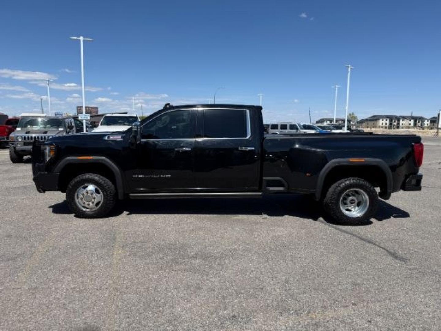 2022 BLACK /Jet Black GMC Sierra 3500HD 4WD Crew Cab Long Bed Denali (1GT49WEY4NF) with an Duramax 6.6L V-8 diesel direct injection engine, AUTOMATIC transmission, located at 1235 N Woodruff Ave., Idaho Falls, 83401, (208) 523-1053, 43.507172, -112.000488 - At Timberline Auto, finding a great deal on your next vehicle is always easy! Our experienced sales staff's goal is to help find you the right vehicle at the right price! Our knowledgeable finance department has options for almost any credit score. We offer extended service contract options to prote - Photo#30