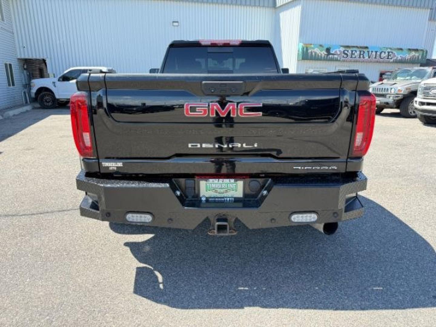 2022 BLACK /Jet Black GMC Sierra 3500HD 4WD Crew Cab Long Bed Denali (1GT49WEY4NF) with an Duramax 6.6L V-8 diesel direct injection engine, AUTOMATIC transmission, located at 1235 N Woodruff Ave., Idaho Falls, 83401, (208) 523-1053, 43.507172, -112.000488 - At Timberline Auto, finding a great deal on your next vehicle is always easy! Our experienced sales staff's goal is to help find you the right vehicle at the right price! Our knowledgeable finance department has options for almost any credit score. We offer extended service contract options to prote - Photo#32