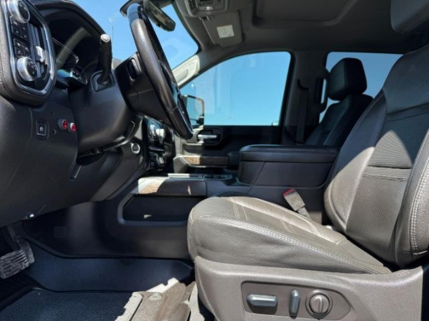 2022 BLACK /Jet Black GMC Sierra 3500HD 4WD Crew Cab Long Bed Denali (1GT49WEY4NF) with an Duramax 6.6L V-8 diesel direct injection engine, AUTOMATIC transmission, located at 1235 N Woodruff Ave., Idaho Falls, 83401, (208) 523-1053, 43.507172, -112.000488 - At Timberline Auto, finding a great deal on your next vehicle is always easy! Our experienced sales staff's goal is to help find you the right vehicle at the right price! Our knowledgeable finance department has options for almost any credit score. We offer extended service contract options to prote - Photo#41
