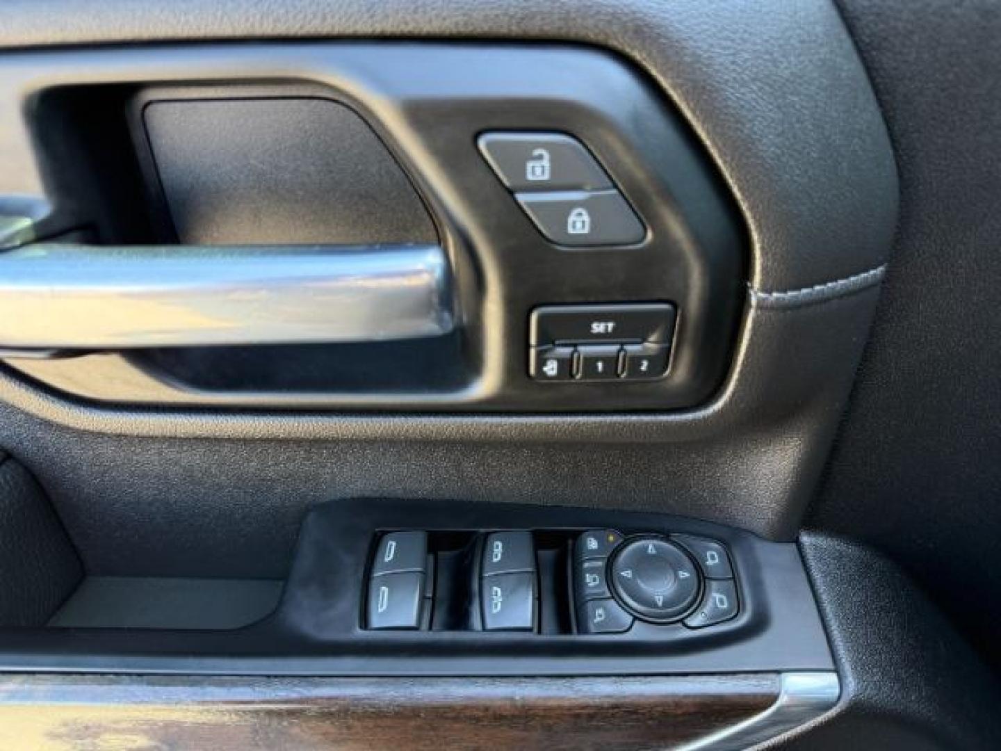 2022 BLACK /Jet Black GMC Sierra 3500HD 4WD Crew Cab Long Bed Denali (1GT49WEY4NF) with an Duramax 6.6L V-8 diesel direct injection engine, AUTOMATIC transmission, located at 1235 N Woodruff Ave., Idaho Falls, 83401, (208) 523-1053, 43.507172, -112.000488 - At Timberline Auto, finding a great deal on your next vehicle is always easy! Our experienced sales staff's goal is to help find you the right vehicle at the right price! Our knowledgeable finance department has options for almost any credit score. We offer extended service contract options to prote - Photo#53