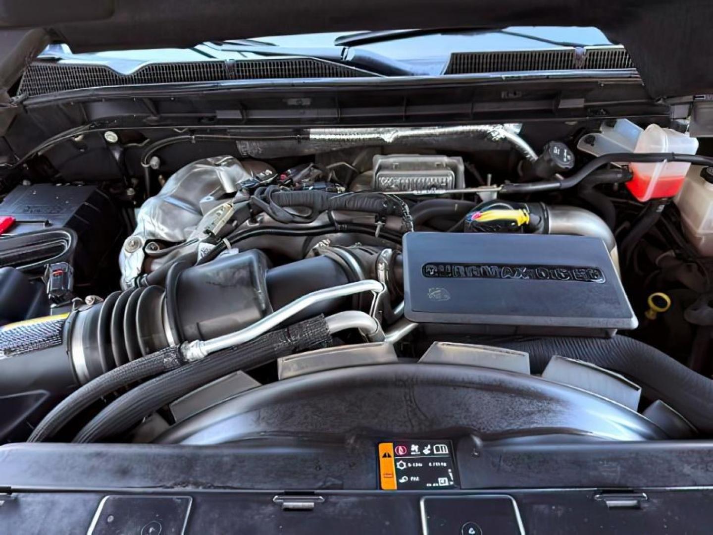 2022 BLACK /Jet Black GMC Sierra 3500HD 4WD Crew Cab Long Bed Denali (1GT49WEY4NF) with an Duramax 6.6L V-8 diesel direct injection engine, AUTOMATIC transmission, located at 1235 N Woodruff Ave., Idaho Falls, 83401, (208) 523-1053, 43.507172, -112.000488 - At Timberline Auto, finding a great deal on your next vehicle is always easy! Our experienced sales staff's goal is to help find you the right vehicle at the right price! Our knowledgeable finance department has options for almost any credit score. We offer extended service contract options to prote - Photo#28