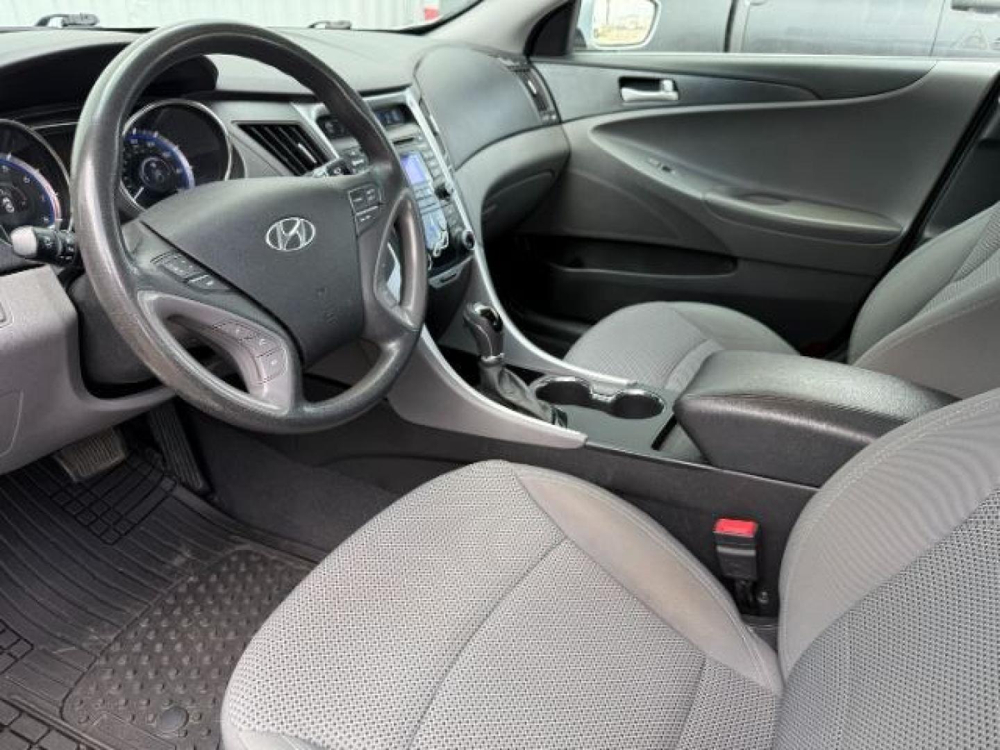 2012 SILVER /Gray Hyundai Sonata (5NPEB4ACXCH) with an 24L I-4 gasoline direct injection engine, Automatic transmission, located at 1175 N Woodruff Ave, Idaho Falls, ID, 83401, 43.506901, -111.999657 - At Timberline Auto, finding a great deal on your next vehicle is always easy! Our experienced sales staff's goal is to help find you the right vehicle at the right price! Our knowledgeable finance department has options for almost any credit score. We offer extended service contract options to prote - Photo#35