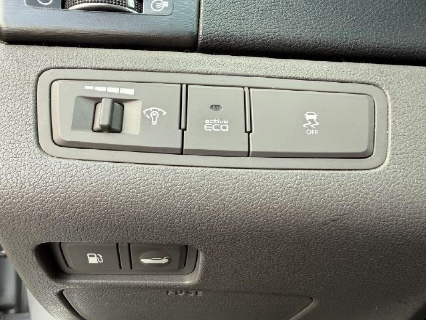 2012 SILVER /Gray Hyundai Sonata (5NPEB4ACXCH) with an 24L I-4 gasoline direct injection engine, Automatic transmission, located at 1175 N Woodruff Ave, Idaho Falls, ID, 83401, 43.506901, -111.999657 - At Timberline Auto, finding a great deal on your next vehicle is always easy! Our experienced sales staff's goal is to help find you the right vehicle at the right price! Our knowledgeable finance department has options for almost any credit score. We offer extended service contract options to prote - Photo#40
