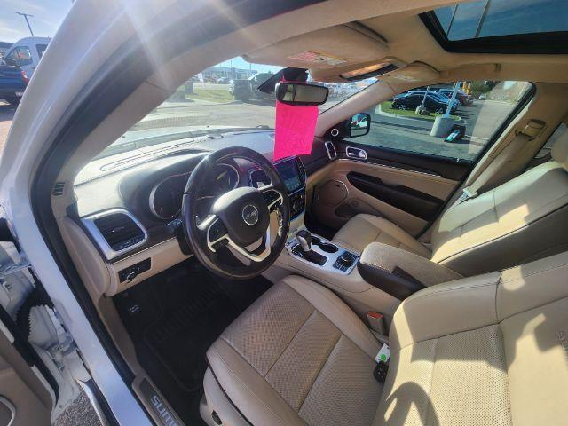 2020 WHITE /Black Jeep Grand Cherokee (1C4RJFJG3LC) with an Pentastar 36L V-6 DOHC engine, Automatic transmission, located at 1175 N Woodruff Ave, Idaho Falls, ID, 83401, 43.506901, -111.999657 - At Timberline Auto, finding a great deal on your next vehicle is always easy! Our experienced sales staff's goal is to help find you the right vehicle at the right price! Our knowledgeable finance department has options for almost any credit score. We offer extended service contract options to prote- Photo#37