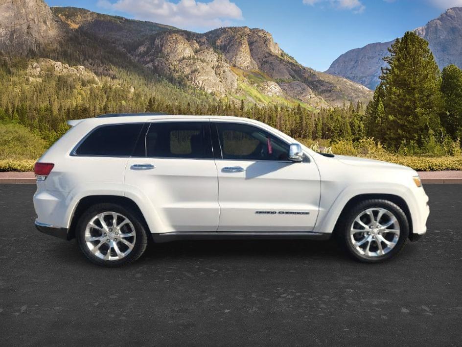 2020 WHITE /Black Jeep Grand Cherokee (1C4RJFJG3LC) with an Pentastar 36L V-6 DOHC engine, Automatic transmission, located at 1175 N Woodruff Ave, Idaho Falls, ID, 83401, 43.506901, -111.999657 - At Timberline Auto, finding a great deal on your next vehicle is always easy! Our experienced sales staff's goal is to help find you the right vehicle at the right price! Our knowledgeable finance department has options for almost any credit score. We offer extended service contract options to prote- Photo#5