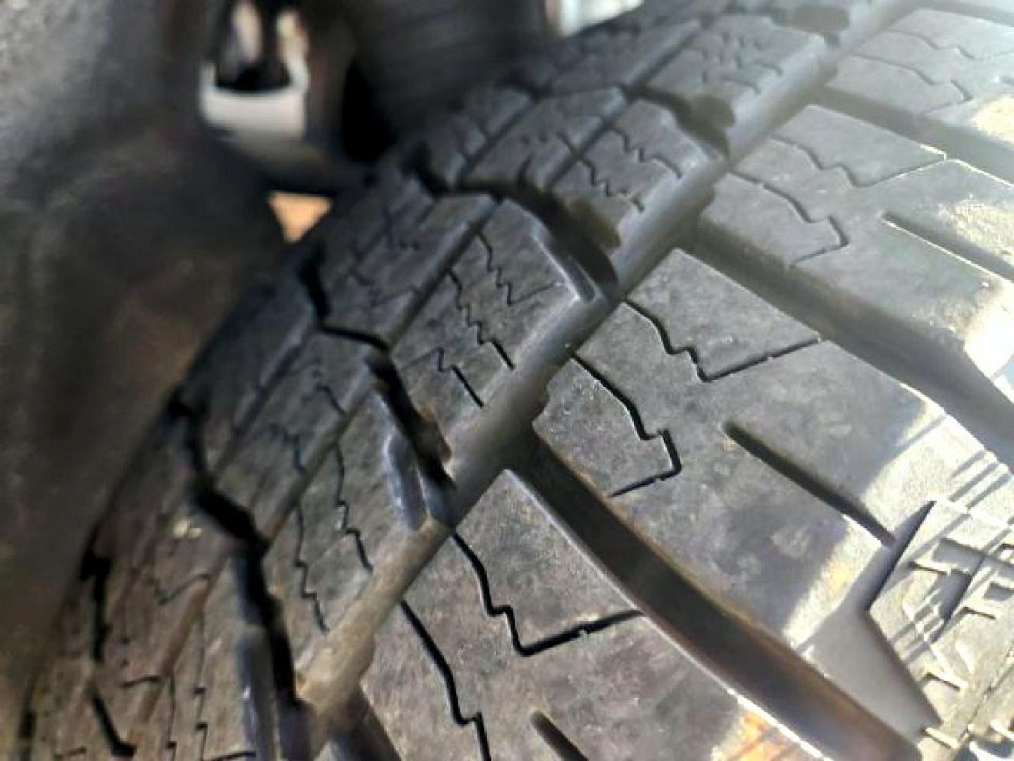 2020 WHITE /Black Jeep Grand Cherokee (1C4RJFJG3LC) with an Pentastar 36L V-6 DOHC engine, Automatic transmission, located at 1175 N Woodruff Ave, Idaho Falls, ID, 83401, 43.506901, -111.999657 - At Timberline Auto, finding a great deal on your next vehicle is always easy! Our experienced sales staff's goal is to help find you the right vehicle at the right price! Our knowledgeable finance department has options for almost any credit score. We offer extended service contract options to prote - Photo#18