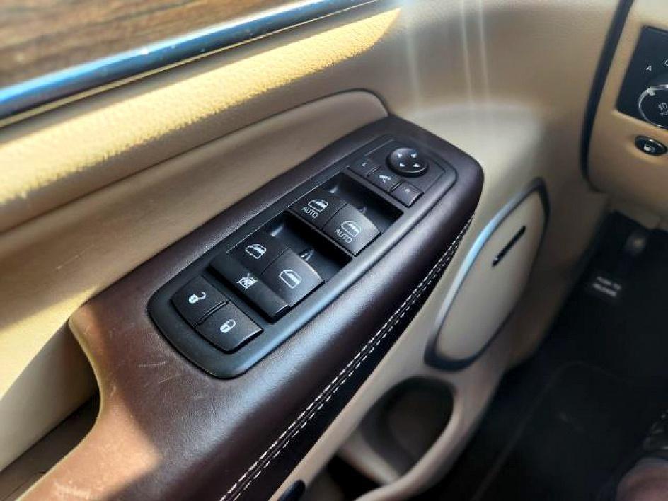 2020 WHITE /Black Jeep Grand Cherokee (1C4RJFJG3LC) with an Pentastar 36L V-6 DOHC engine, Automatic transmission, located at 1175 N Woodruff Ave, Idaho Falls, ID, 83401, 43.506901, -111.999657 - At Timberline Auto, finding a great deal on your next vehicle is always easy! Our experienced sales staff's goal is to help find you the right vehicle at the right price! Our knowledgeable finance department has options for almost any credit score. We offer extended service contract options to prote- Photo#26