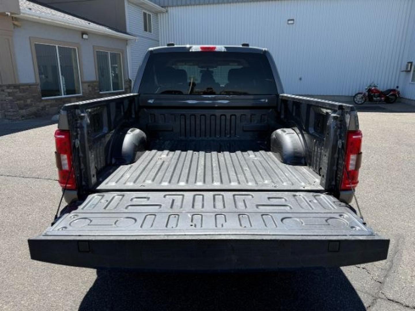 2021 GRAY /Black Ford F-150 XLT (1FTFW1E59MF) with an 5L V-8 port/direct injection engine, AUTOMATIC transmission - At Timberline Auto, finding a great deal on your next vehicle is always easy! Our experienced sales staff's goal is to help find you the right vehicle at the right price! Our knowledgeable finance department has options for almost any credit score. We offer extended service contract options to prote - Photo#33