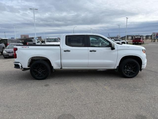 2022 WHITE /CLOTH Chevrolet Silverado 1500 (3GCPDBEK3NG) with an 27L V6 TURBO engine, Automatic transmission, located at 1175 N Woodruff Ave, Idaho Falls, ID, 83401, 43.506901, -111.999657 - At Timberline Auto, finding a great deal on your next vehicle is always easy! Our experienced sales staff's goal is to help find you the right vehicle at the right price! Our knowledgeable finance department has options for almost any credit score. We offer extended service contract options to prote - Photo#33