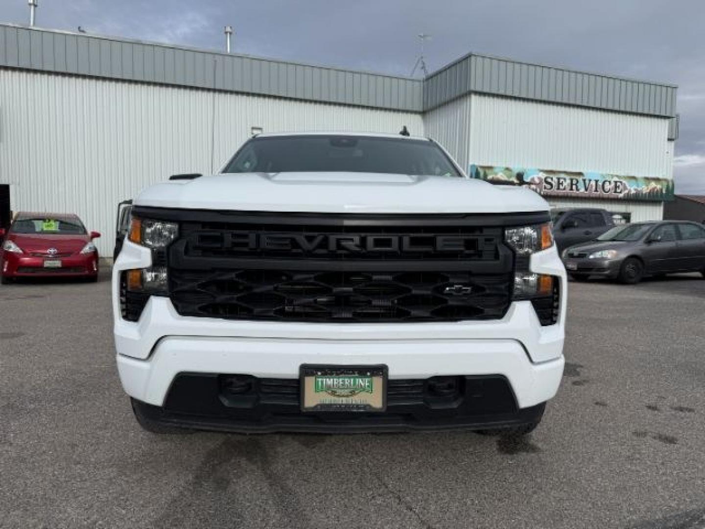 2022 WHITE /CLOTH Chevrolet Silverado 1500 (3GCPDBEK3NG) with an 27L V6 TURBO engine, Automatic transmission, located at 1175 N Woodruff Ave, Idaho Falls, ID, 83401, 43.506901, -111.999657 - At Timberline Auto, finding a great deal on your next vehicle is always easy! Our experienced sales staff's goal is to help find you the right vehicle at the right price! Our knowledgeable finance department has options for almost any credit score. We offer extended service contract options to prote - Photo#35