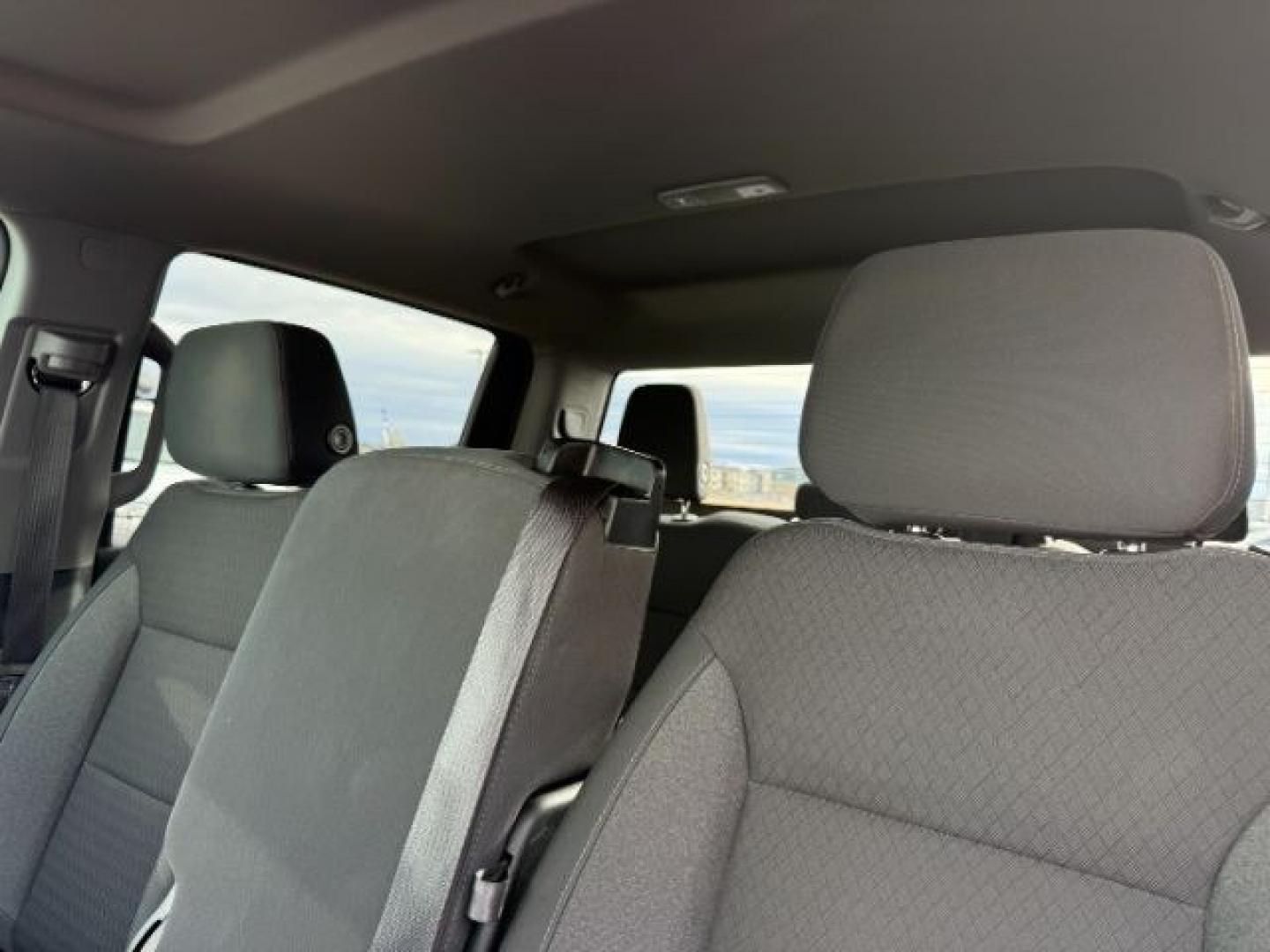 2022 WHITE /CLOTH Chevrolet Silverado 1500 (3GCPDBEK3NG) with an 27L V6 TURBO engine, Automatic transmission, located at 1175 N Woodruff Ave, Idaho Falls, ID, 83401, 43.506901, -111.999657 - At Timberline Auto, finding a great deal on your next vehicle is always easy! Our experienced sales staff's goal is to help find you the right vehicle at the right price! Our knowledgeable finance department has options for almost any credit score. We offer extended service contract options to prote - Photo#47