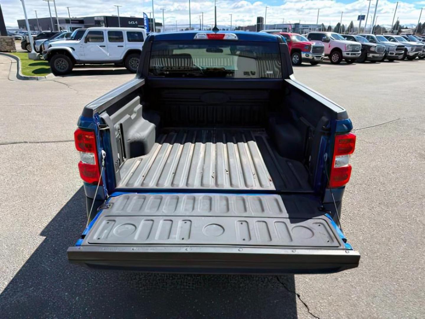 2023 Atlas Blue Metallic /Black Onyx/Medium Dark Slate Ford Maverick XL (3FTTW8E37PR) with an 2.5L I-4 DOHC engine, AUTOMATIC transmission, located at 1235 N Woodruff Ave., Idaho Falls, 83401, (208) 523-1053, 43.507172, -112.000488 - At Timberline Auto, finding a great deal on your next vehicle is always easy! Our experienced sales staff goal is to help find you the right vehicle at the right price! Our knowledgeable finance department has options for almost any credit score. We offer extended service contract options to prot - Photo#5