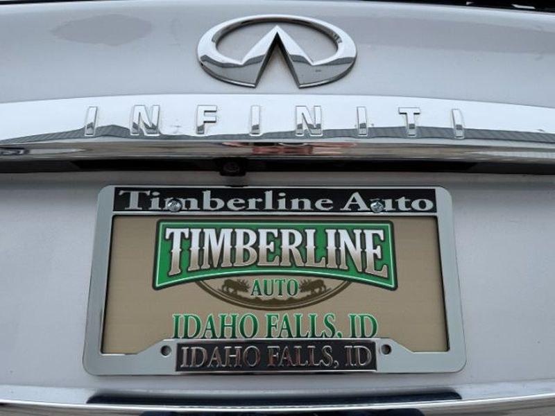 2013 Liquid Platinum /Graphite INFINITI JX35 Base (5N1AL0MM9DC) with an V6, 3.5L engine, CVT transmission, located at 1175 N Woodruff Ave, Idaho Falls, ID, 83401, 43.506901, -111.999657 - <b>Vehicle Details</b><br>Experience refined versatility in this pre-owned 2013 INFINITI JX35 Base AWD, now available in Idaho Falls, ID. Powered by a strong V6, 3.5L gasoline engine, this luxury crossover delivers confident performance, smooth acceleration, and the composed handling you want for da- Photo#4