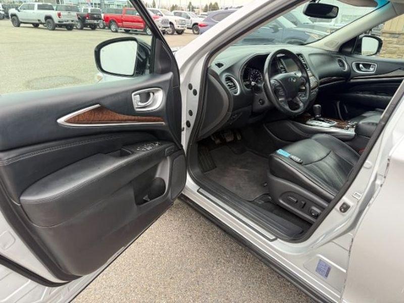 2013 Liquid Platinum /Graphite INFINITI JX35 Base (5N1AL0MM9DC) with an V6, 3.5L engine, CVT transmission, located at 1175 N Woodruff Ave, Idaho Falls, ID, 83401, 43.506901, -111.999657 - <b>Vehicle Details</b><br>Experience refined versatility in this pre-owned 2013 INFINITI JX35 Base AWD, now available in Idaho Falls, ID. Powered by a strong V6, 3.5L gasoline engine, this luxury crossover delivers confident performance, smooth acceleration, and the composed handling you want for da- Photo#14