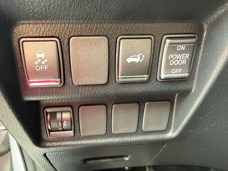 2013 Liquid Platinum /Graphite INFINITI JX35 Base (5N1AL0MM9DC) with an V6, 3.5L engine, CVT transmission, located at 1175 N Woodruff Ave, Idaho Falls, ID, 83401, 43.506901, -111.999657 - <b>Vehicle Details</b><br>Experience refined versatility in this pre-owned 2013 INFINITI JX35 Base AWD, now available in Idaho Falls, ID. Powered by a strong V6, 3.5L gasoline engine, this luxury crossover delivers confident performance, smooth acceleration, and the composed handling you want for da- Photo#22