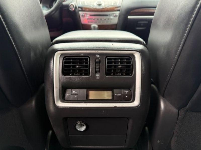 2013 Liquid Platinum /Graphite INFINITI JX35 Base (5N1AL0MM9DC) with an V6, 3.5L engine, CVT transmission, located at 1175 N Woodruff Ave, Idaho Falls, ID, 83401, 43.506901, -111.999657 - <b>Vehicle Details</b><br>Experience refined versatility in this pre-owned 2013 INFINITI JX35 Base AWD, now available in Idaho Falls, ID. Powered by a strong V6, 3.5L gasoline engine, this luxury crossover delivers confident performance, smooth acceleration, and the composed handling you want for da- Photo#25