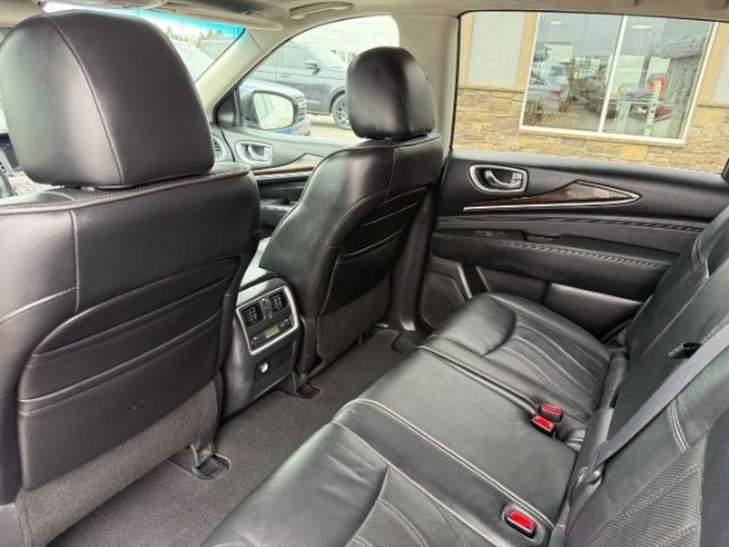 2013 Liquid Platinum /Graphite INFINITI JX35 Base (5N1AL0MM9DC) with an V6, 3.5L engine, CVT transmission, located at 1175 N Woodruff Ave, Idaho Falls, ID, 83401, 43.506901, -111.999657 - <b>Vehicle Details</b><br>Experience refined versatility in this pre-owned 2013 INFINITI JX35 Base AWD, now available in Idaho Falls, ID. Powered by a strong V6, 3.5L gasoline engine, this luxury crossover delivers confident performance, smooth acceleration, and the composed handling you want for da- Photo#26