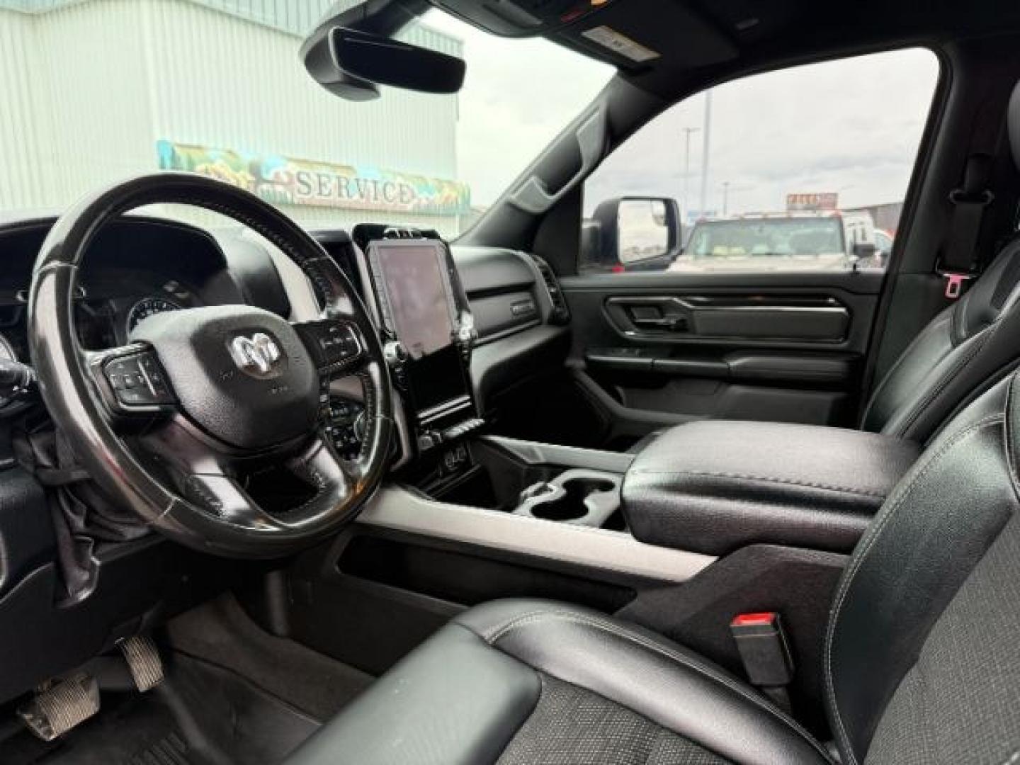 2021 SILVER /Black Ram 1500 Lone Star Crew Cab 4x4 5'7 Box (1C6SRFFT6MN) with an HEMI 5.7L V-8 variable valve control engine, AUTOMATIC transmission, located at 1235 N Woodruff Ave., Idaho Falls, 83401, (208) 523-1053, 43.507172, -112.000488 - At Timberline Auto, finding a great deal on your next vehicle is always easy! Our experienced sales staff goal is to help find you the right vehicle at the right price! Our knowledgeable finance department has options for almost any credit score. We offer extended service contract options to prot - Photo#43