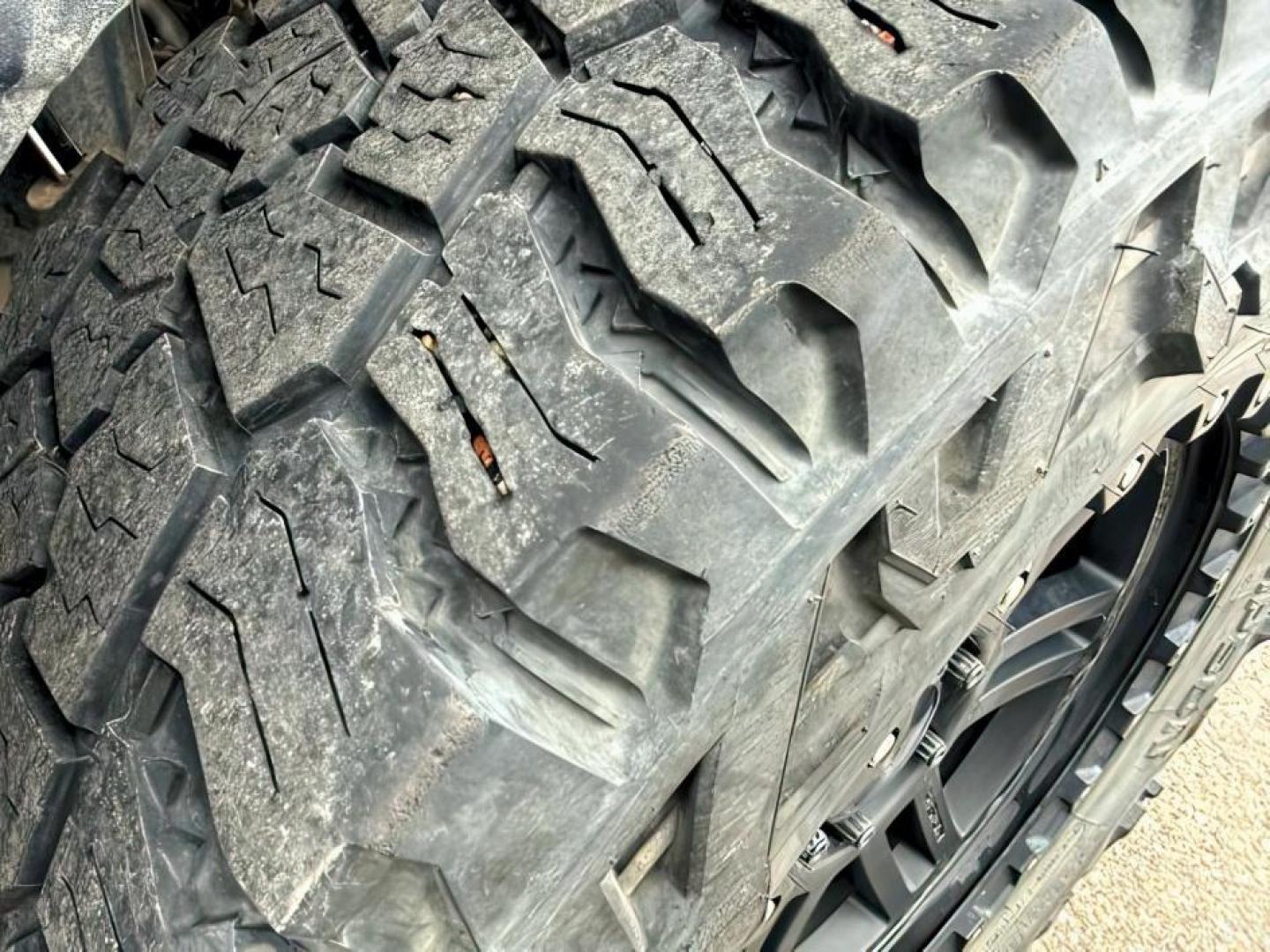 2021 SILVER /Black Ram 1500 Lone Star Crew Cab 4x4 5'7 Box (1C6SRFFT6MN) with an HEMI 5.7L V-8 variable valve control engine, AUTOMATIC transmission, located at 1235 N Woodruff Ave., Idaho Falls, 83401, (208) 523-1053, 43.507172, -112.000488 - At Timberline Auto, finding a great deal on your next vehicle is always easy! Our experienced sales staff goal is to help find you the right vehicle at the right price! Our knowledgeable finance department has options for almost any credit score. We offer extended service contract options to prot - Photo#10