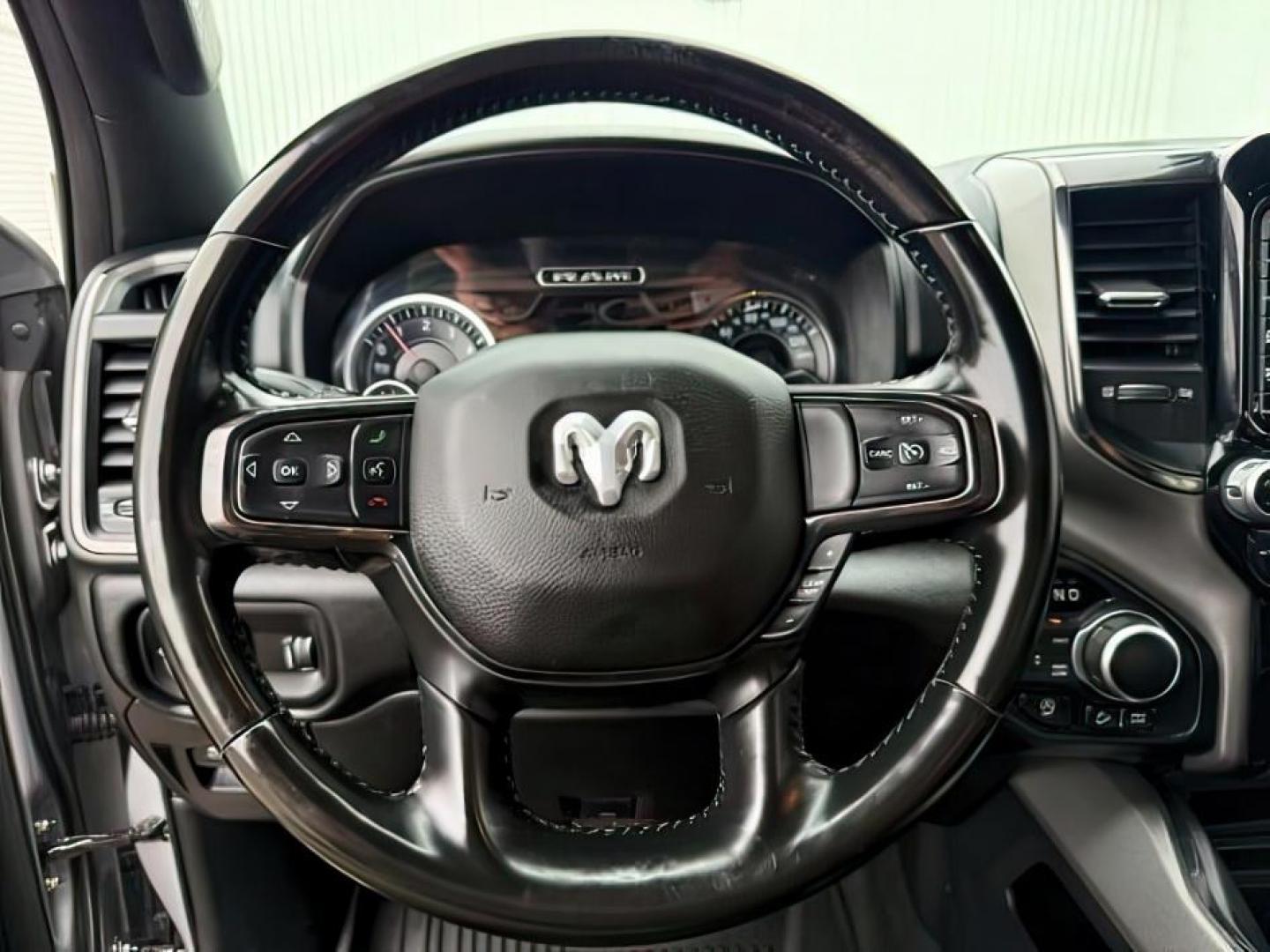 2021 SILVER /Black Ram 1500 Lone Star Crew Cab 4x4 5'7 Box (1C6SRFFT6MN) with an HEMI 5.7L V-8 variable valve control engine, AUTOMATIC transmission, located at 1235 N Woodruff Ave., Idaho Falls, 83401, (208) 523-1053, 43.507172, -112.000488 - At Timberline Auto, finding a great deal on your next vehicle is always easy! Our experienced sales staff goal is to help find you the right vehicle at the right price! Our knowledgeable finance department has options for almost any credit score. We offer extended service contract options to prot - Photo#14