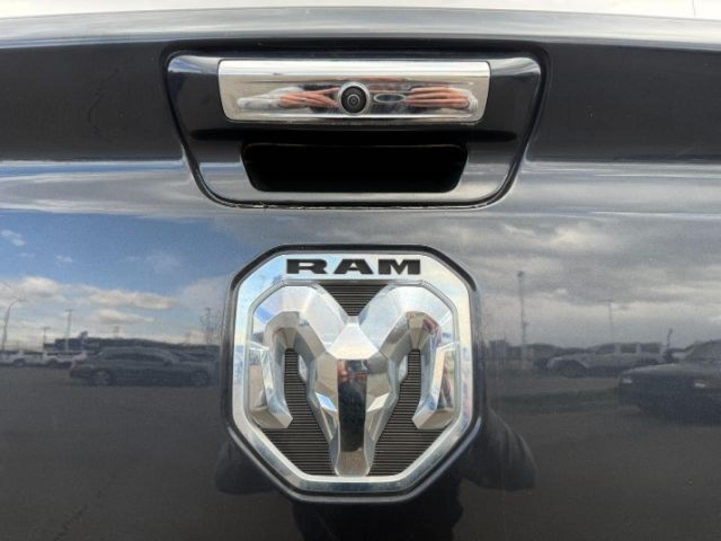 2019 GRAY /CLOTH Ram 1500 Crew Cab (1C6SRFMTXKN) with an 57L V8 engine, Automatic transmission, located at 1175 N Woodruff Ave, Idaho Falls, ID, 83401, 43.506901, -111.999657 - At Timberline Auto, finding a great deal on your next vehicle is always easy! Our experienced sales staff goal is to help find you the right vehicle at the right price! Our knowledgeable finance department has options for almost any credit score. We offer extended service contract options to prot - Photo#35