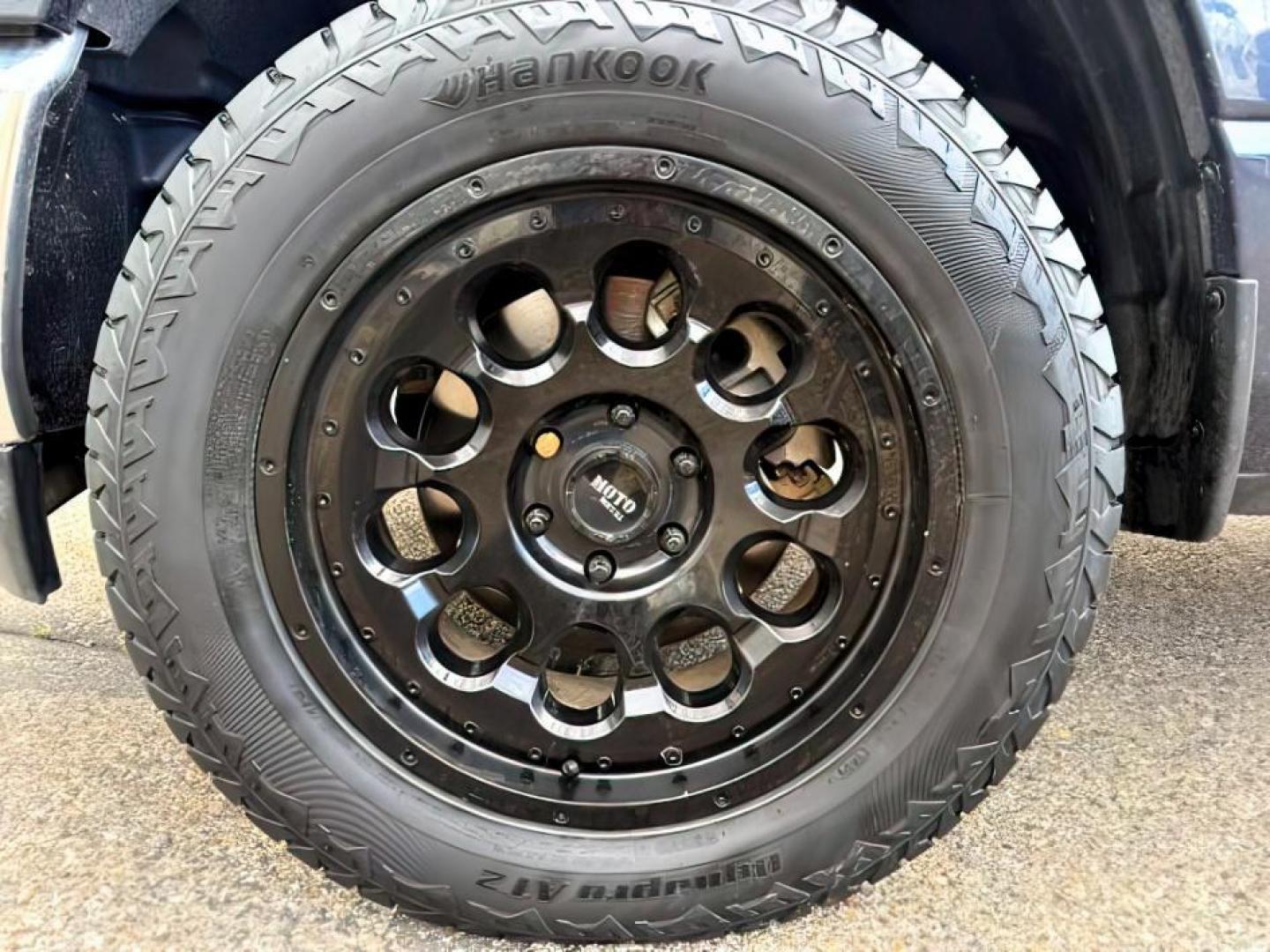 2019 GRAY /CLOTH Ram 1500 Crew Cab (1C6SRFMTXKN) with an 57L V8 engine, Automatic transmission, located at 1175 N Woodruff Ave, Idaho Falls, ID, 83401, 43.506901, -111.999657 - At Timberline Auto, finding a great deal on your next vehicle is always easy! Our experienced sales staff goal is to help find you the right vehicle at the right price! Our knowledgeable finance department has options for almost any credit score. We offer extended service contract options to prot - Photo#11