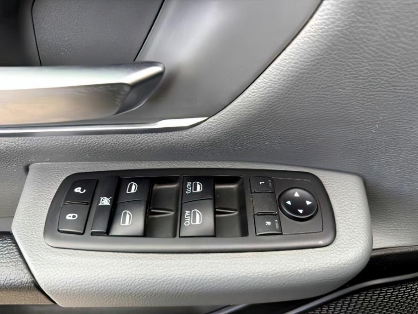 2019 GRAY /CLOTH Ram 1500 Crew Cab (1C6SRFMTXKN) with an 57L V8 engine, Automatic transmission, located at 1175 N Woodruff Ave, Idaho Falls, ID, 83401, 43.506901, -111.999657 - At Timberline Auto, finding a great deal on your next vehicle is always easy! Our experienced sales staff goal is to help find you the right vehicle at the right price! Our knowledgeable finance department has options for almost any credit score. We offer extended service contract options to prot - Photo#24