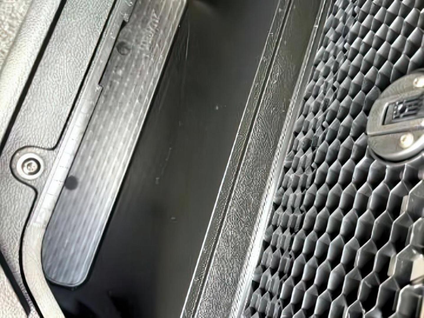 2019 GRAY /CLOTH Ram 1500 Crew Cab (1C6SRFMTXKN) with an 57L V8 engine, Automatic transmission, located at 1175 N Woodruff Ave, Idaho Falls, ID, 83401, 43.506901, -111.999657 - At Timberline Auto, finding a great deal on your next vehicle is always easy! Our experienced sales staff goal is to help find you the right vehicle at the right price! Our knowledgeable finance department has options for almost any credit score. We offer extended service contract options to prot - Photo#28