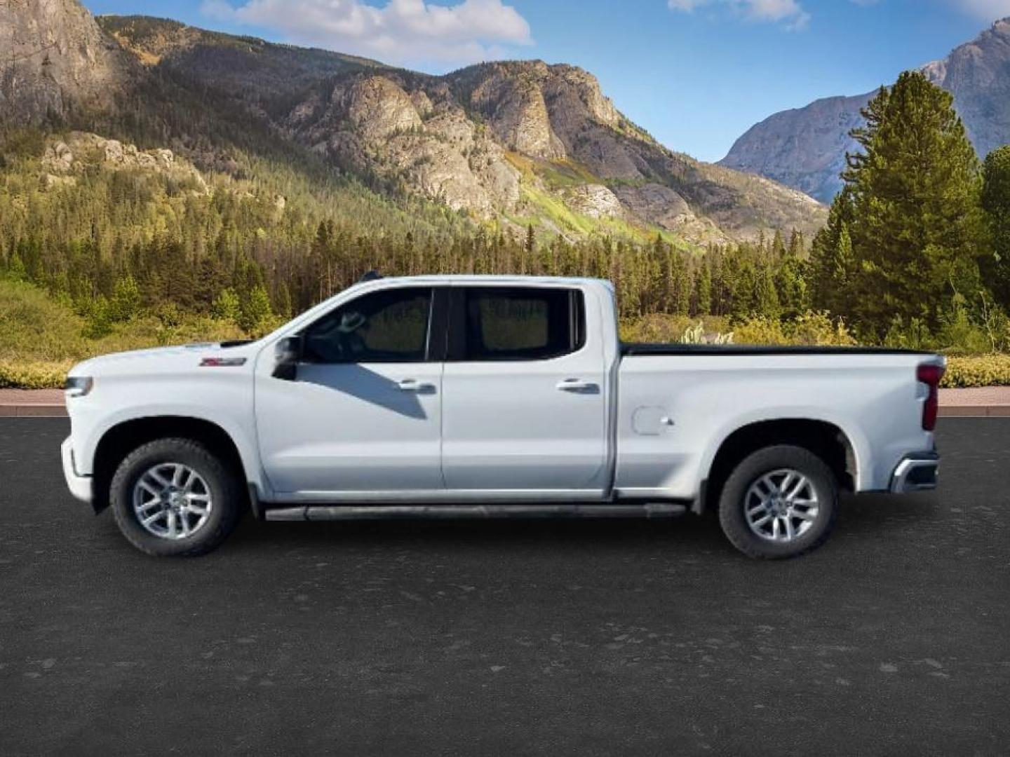 2020 WHITE /LEATHER Chevrolet Silverado 1500 (3GCUYEET1LG) with an 30L I6 TURBO DIESEL engine, Automatic transmission, located at 1175 N Woodruff Ave, Idaho Falls, ID, 83401, 43.506901, -111.999657 - At Timberline Auto, finding a great deal on your next vehicle is always easy! Our experienced sales staff goal is to help find you the right vehicle at the right price! Our knowledgeable finance department has options for almost any credit score. We offer extended service contract options to prot - Photo#0