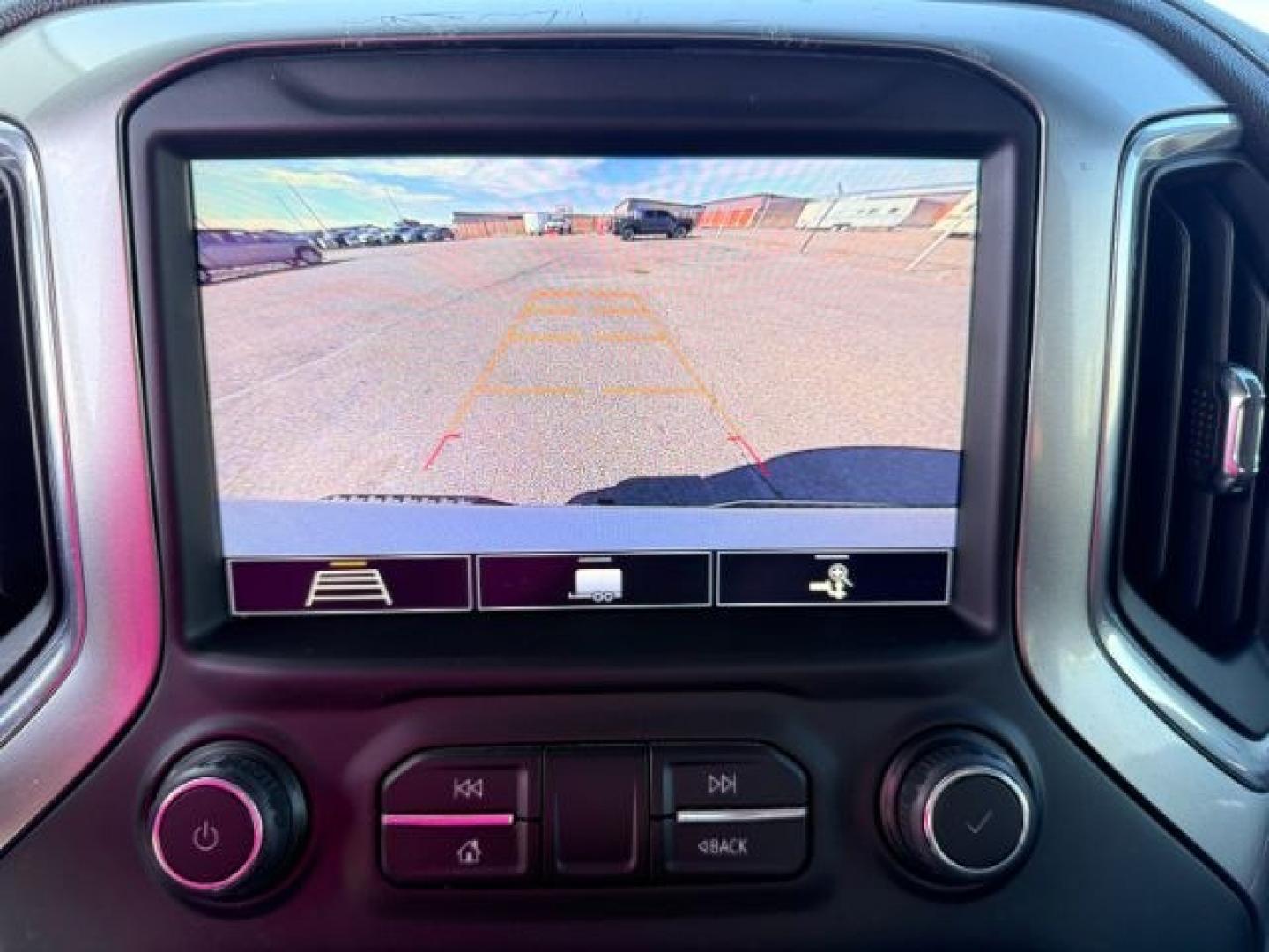 2020 WHITE /LEATHER Chevrolet Silverado 1500 RST (3GCUYEET1LG) with an 3.0L I6 TURBO DIESEL engine, AUTOMATIC transmission, located at 1235 N Woodruff Ave., Idaho Falls, 83401, (208) 523-1053, 43.507172, -112.000488 - Photo#47