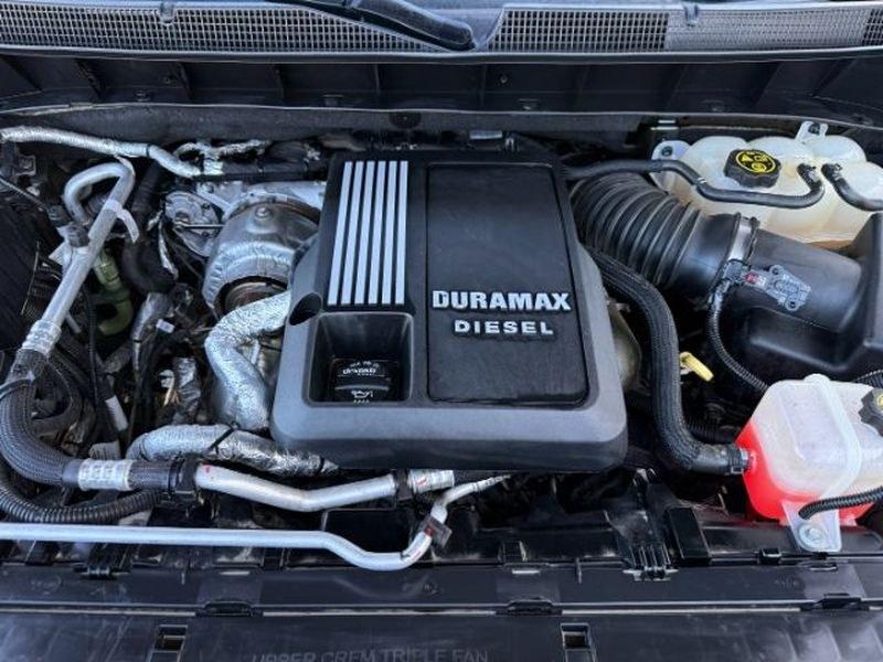 2020 Summit White /Jet Black Chevrolet Silverado RST (3GCUYEET1LG) with an 6 Cyl, 3.0L engine, 10-speed automatic transmission, located at 1175 N Woodruff Ave, Idaho Falls, ID, 83401, 43.506901, -111.999657 - <b>Vehicle Details</b><br>Looking for a capable full-size truck with modern style and strong diesel performance? This pre-owned 2020 Chevrolet Silverado 1500 RST with 4WD is ready for work, play, and everything in between. Powered by a 6 Cyl, 3.0L Diesel engine, this Chevrolet Silverado delivers con- Photo#29