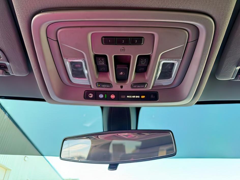2020 Summit White /Jet Black Chevrolet Silverado RST (3GCUYEET1LG) with an 6 Cyl, 3.0L engine, 10-speed automatic transmission, located at 1175 N Woodruff Ave, Idaho Falls, ID, 83401, 43.506901, -111.999657 - <b>Vehicle Details</b><br>Looking for a capable full-size truck with modern style and strong diesel performance? This pre-owned 2020 Chevrolet Silverado 1500 RST with 4WD is ready for work, play, and everything in between. Powered by a 6 Cyl, 3.0L Diesel engine, this Chevrolet Silverado delivers con- Photo#50