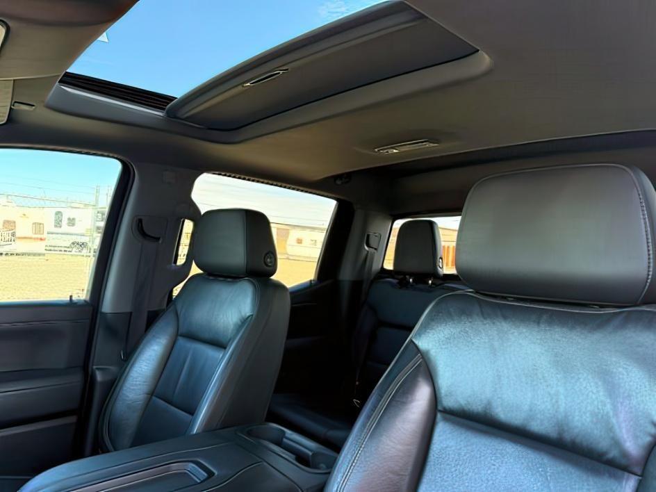 2020 Summit White /Jet Black Chevrolet Silverado RST (3GCUYEET1LG) with an 6 Cyl, 3.0L engine, 10-speed automatic transmission, located at 1175 N Woodruff Ave, Idaho Falls, ID, 83401, 43.506901, -111.999657 - <b>Vehicle Details</b><br>Looking for a capable full-size truck with modern style and strong diesel performance? This pre-owned 2020 Chevrolet Silverado 1500 RST with 4WD is ready for work, play, and everything in between. Powered by a 6 Cyl, 3.0L Diesel engine, this Chevrolet Silverado delivers con- Photo#54