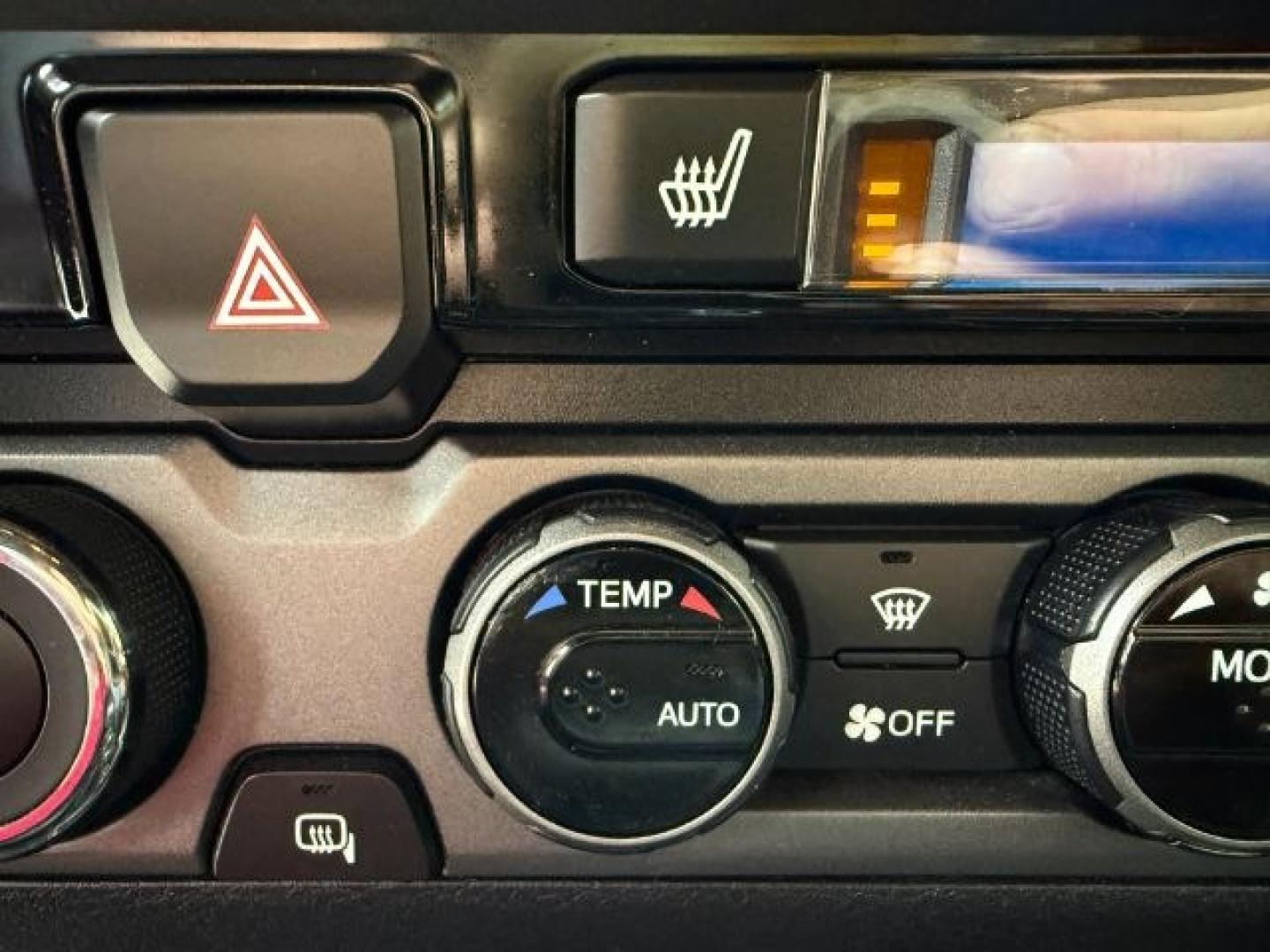2018 BLACK /LEATHER Toyota Tacoma (5TFCZ5AN8JX) with an 35L V-6 portdirect injection engine, Automatic transmission, located at 1175 N Woodruff Ave, Idaho Falls, ID, 83401, 43.506901, -111.999657 - At Timberline Auto, finding a great deal on your next vehicle is always easy! Our experienced sales staff goal is to help find you the right vehicle at the right price! Our knowledgeable finance department has options for almost any credit score. We offer extended service contract options to prot - Photo#42