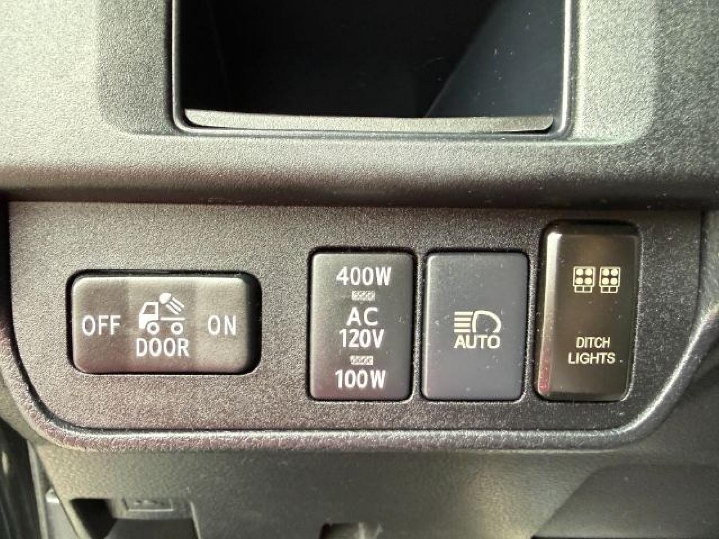 2018 BLACK /LEATHER Toyota Tacoma (5TFCZ5AN8JX) with an 35L V-6 portdirect injection engine, Automatic transmission, located at 1175 N Woodruff Ave, Idaho Falls, ID, 83401, 43.506901, -111.999657 - At Timberline Auto, finding a great deal on your next vehicle is always easy! Our experienced sales staff goal is to help find you the right vehicle at the right price! Our knowledgeable finance department has options for almost any credit score. We offer extended service contract options to prot - Photo#44