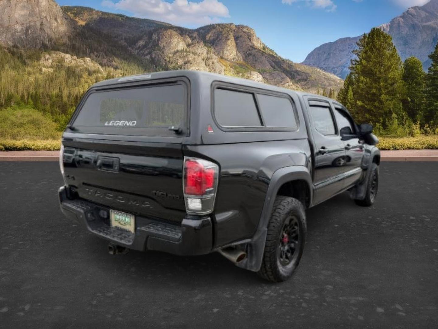 2018 BLACK /LEATHER Toyota Tacoma (5TFCZ5AN8JX) with an 35L V-6 portdirect injection engine, Automatic transmission, located at 1175 N Woodruff Ave, Idaho Falls, ID, 83401, 43.506901, -111.999657 - At Timberline Auto, finding a great deal on your next vehicle is always easy! Our experienced sales staff goal is to help find you the right vehicle at the right price! Our knowledgeable finance department has options for almost any credit score. We offer extended service contract options to prot - Photo#5